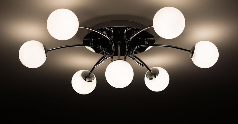Cave à vin design : l’accessoire chic qui sublime un intérieur féminin moderne